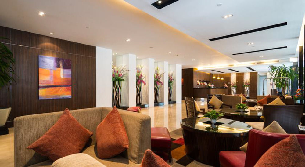 Legacy Hotel Bangkok Sukhumvit Exterior photo